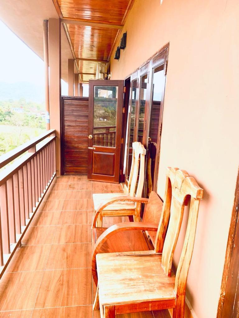Happy Riverview Hotel Vang Vieng Exterior foto