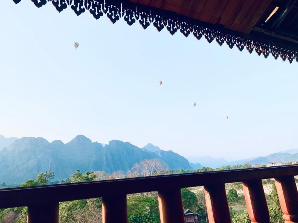 Happy Riverview Hotel Vang Vieng Exterior foto