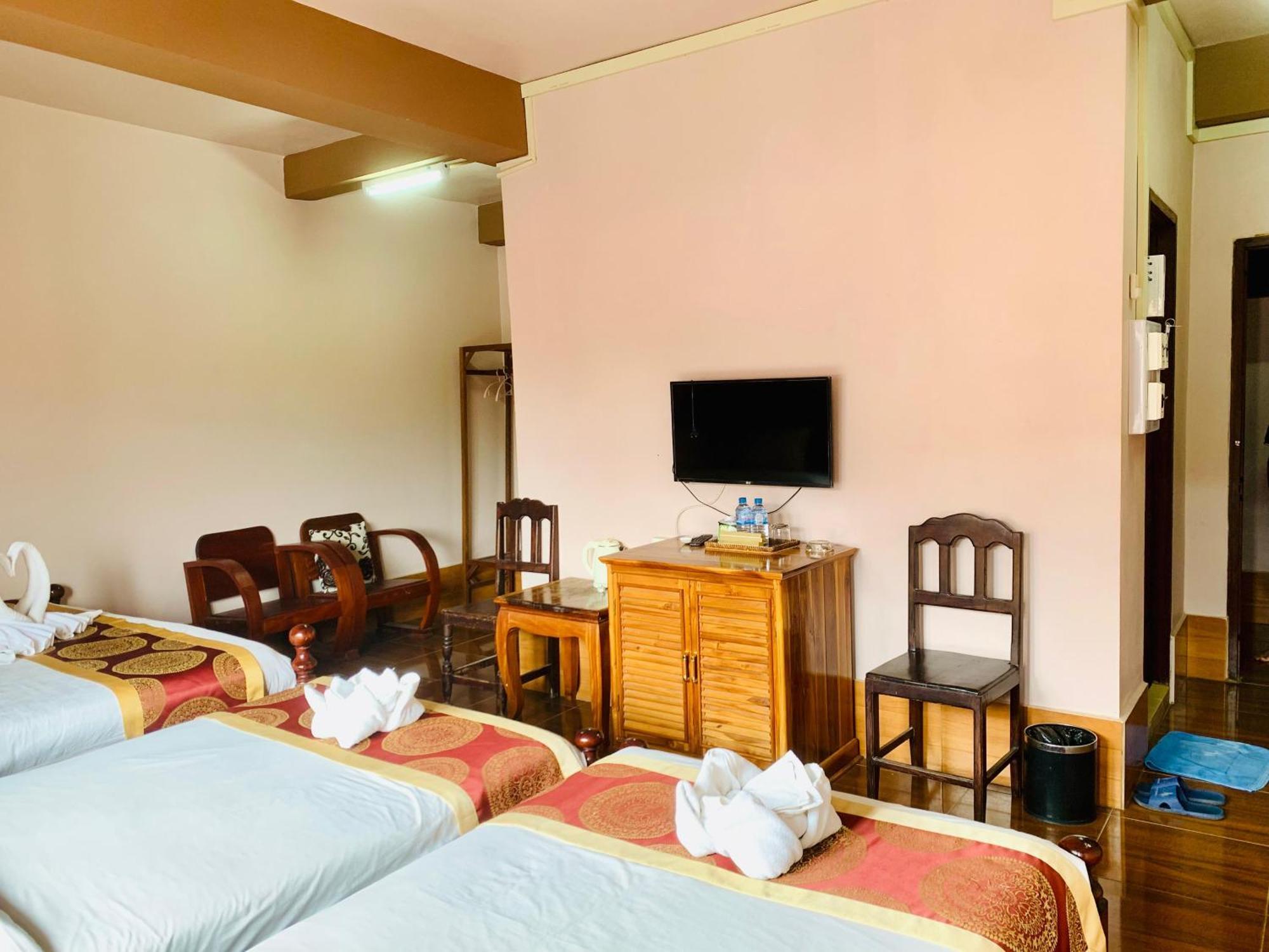 Happy Riverview Hotel Vang Vieng Exterior foto