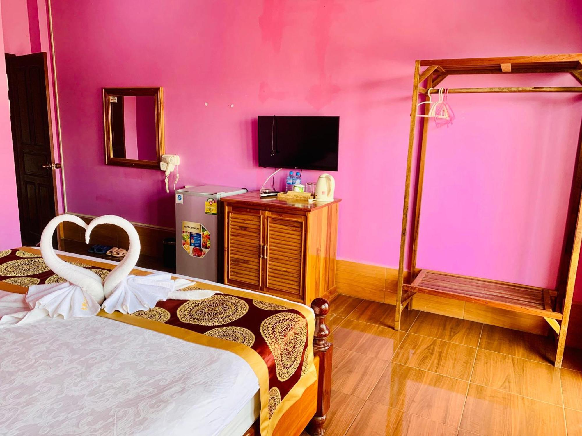 Happy Riverview Hotel Vang Vieng Exterior foto