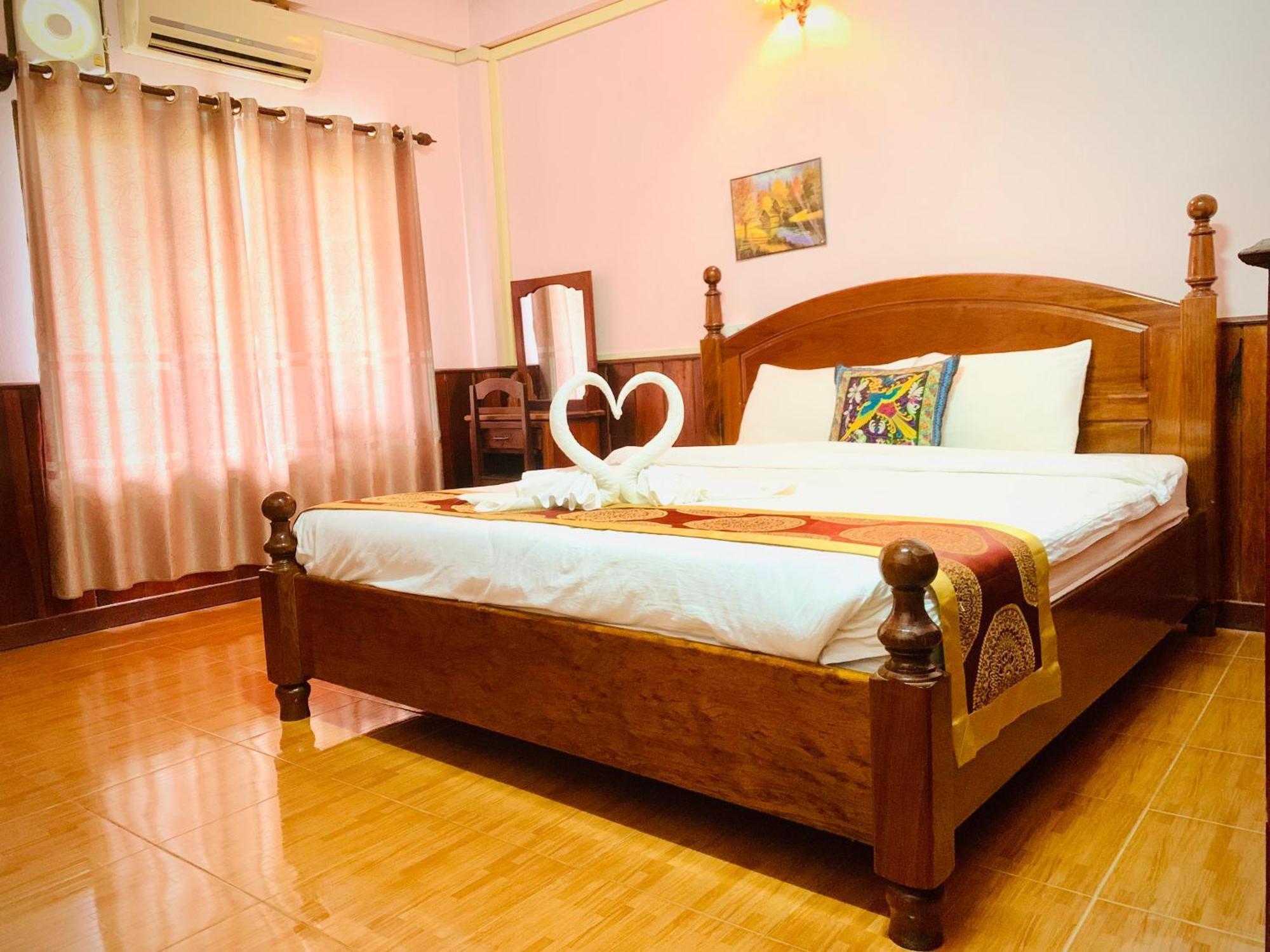 Happy Riverview Hotel Vang Vieng Exterior foto